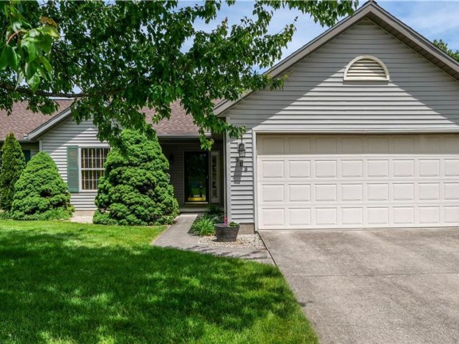 508 Hampton Drive , Elyria, OH 44035 Photo 1