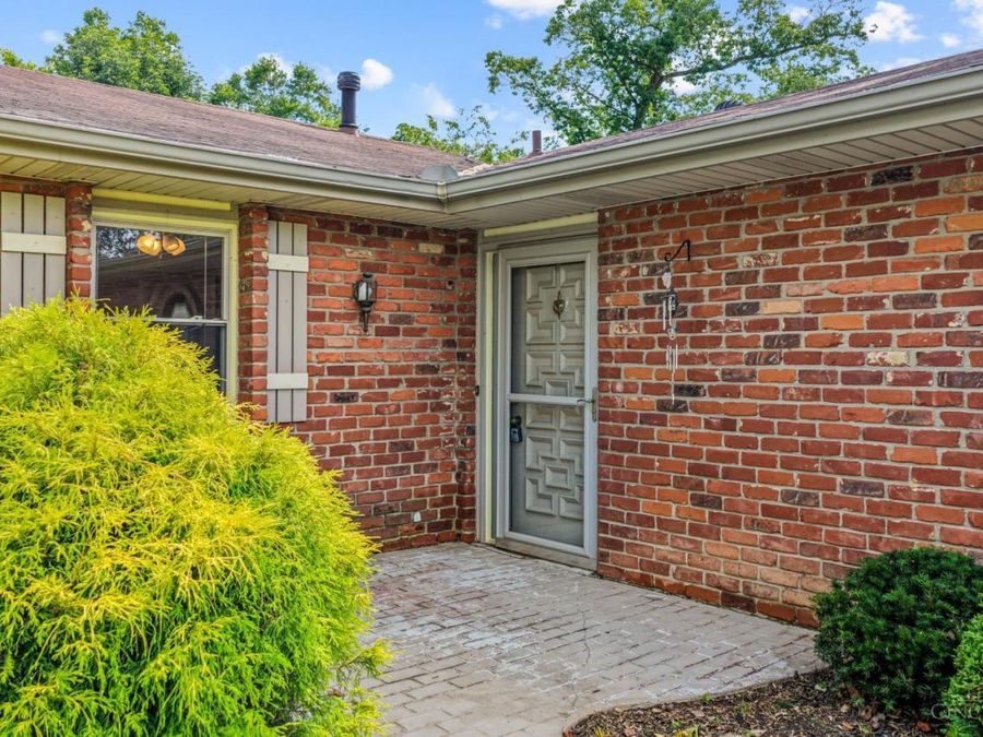 741 Stuart Lane, Union Township, OH 45245 Photo 4
