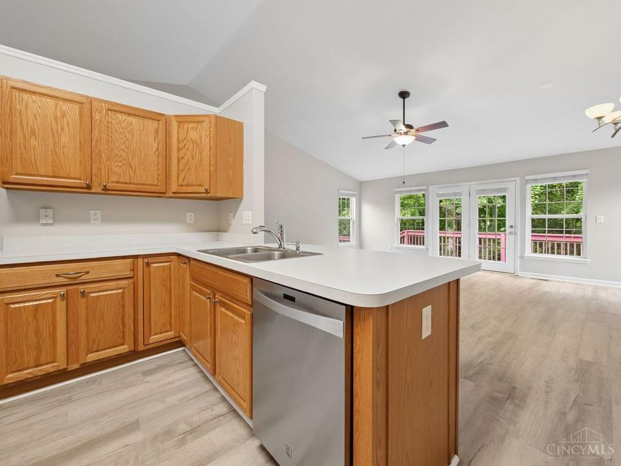 300 Sackett Drive, Monroe, OH 45050 Photo 11
