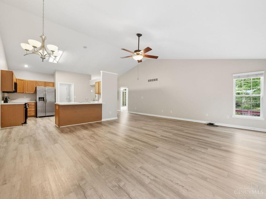 300 Sackett Drive, Monroe, OH 45050 Photo 7