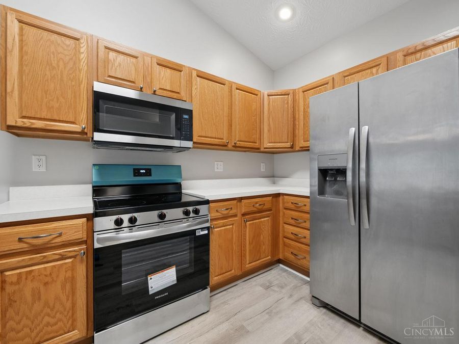 300 Sackett Drive, Monroe, OH 45050 Photo 8