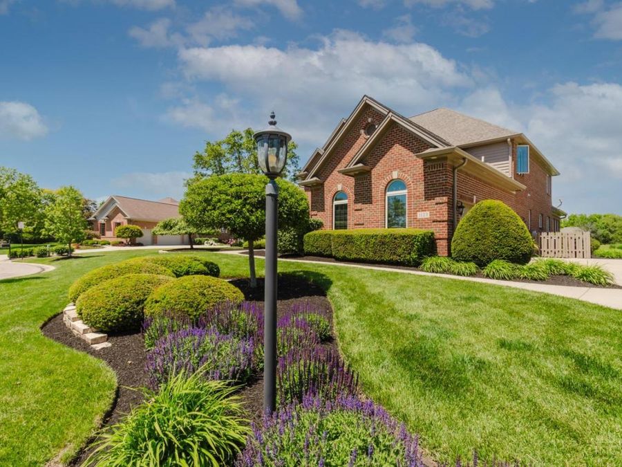 1123 Waters Edge Drive, Centerville, OH 45458 Photo 3