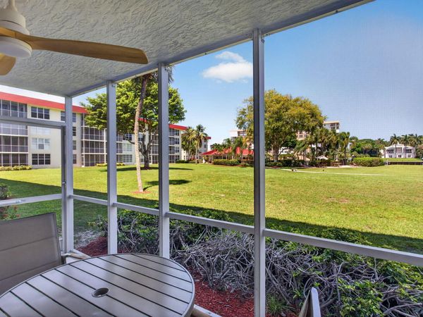 3150 NE 48th Court, Unit 104, Lighthouse Point, FL 33064