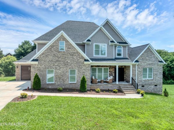 101 Settlers Point Blvd , Maryville, TN 37801