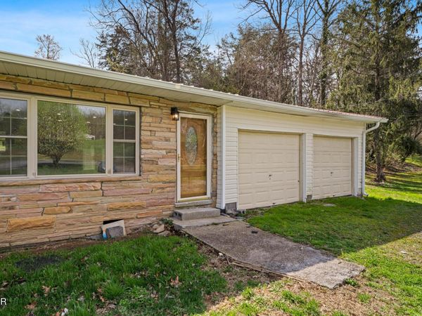 1025 Scarlet Road , Newport, TN 37821