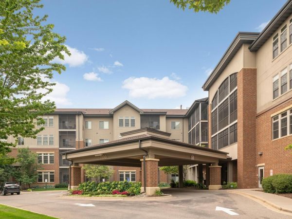 7100 Metro Boulevard , Unit 223, Edina, MN 55439