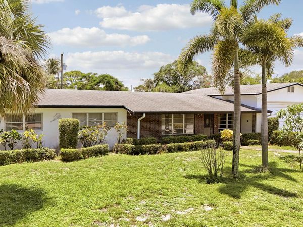 314 3rd Street , Jupiter, FL 33458