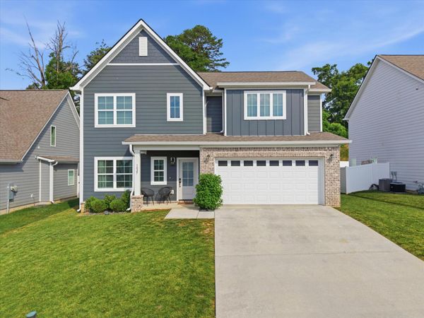 1027 Omaha Circle, Hixson 37343