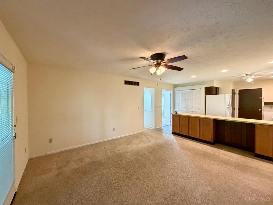12005 Elkridge Drive, Springdale, OH 45240 Photo 10