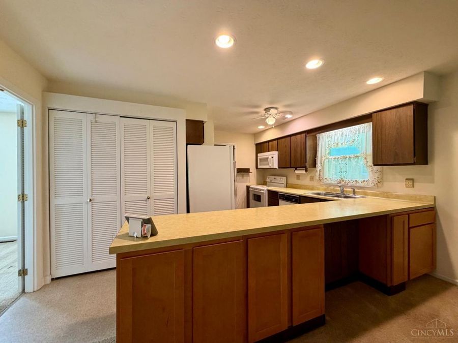 12005 Elkridge Drive, Springdale, OH 45240 Photo 12