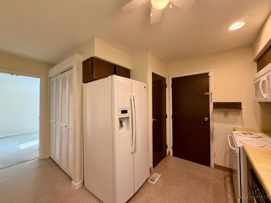 12005 Elkridge Drive, Springdale, OH 45240 Photo 15