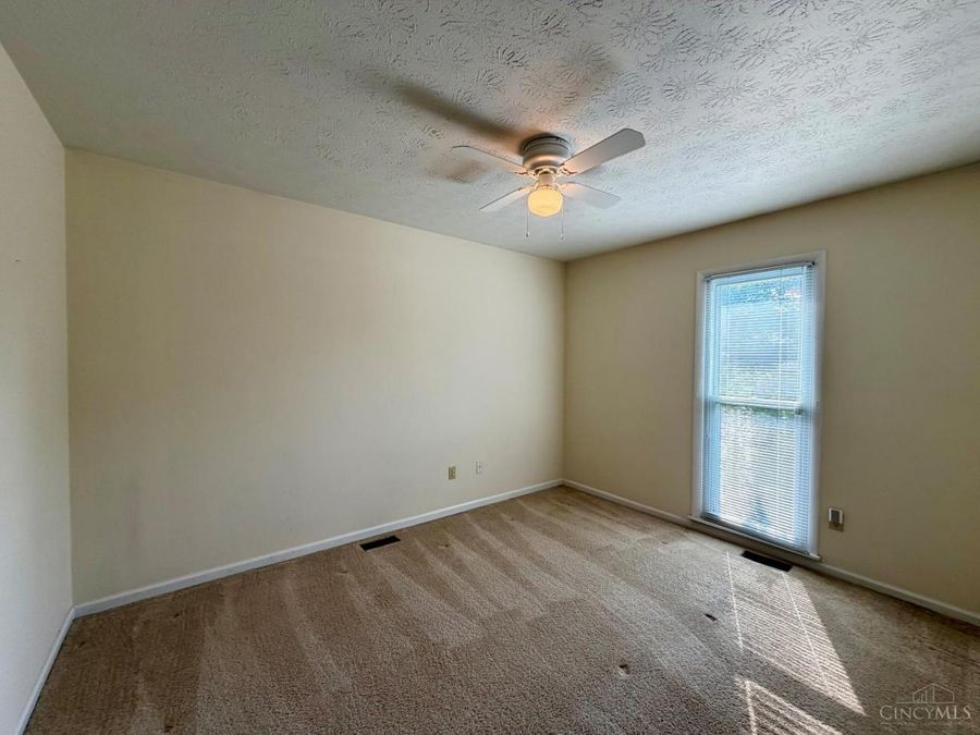 12005 Elkridge Drive, Springdale, OH 45240 Photo 34