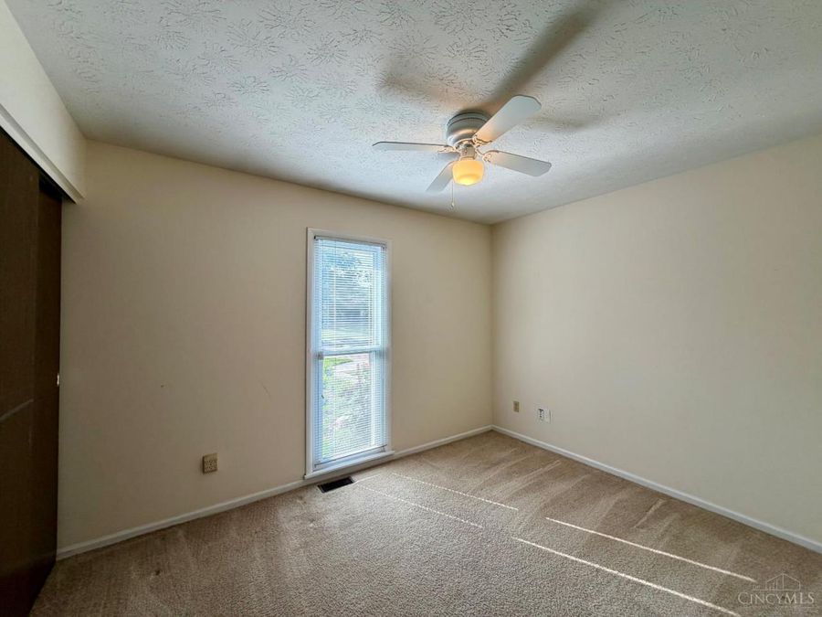 12005 Elkridge Drive, Springdale, OH 45240 Photo 36