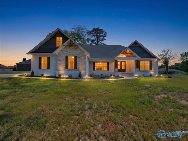 253 Bobo Road, Hazel Green, AL 35750