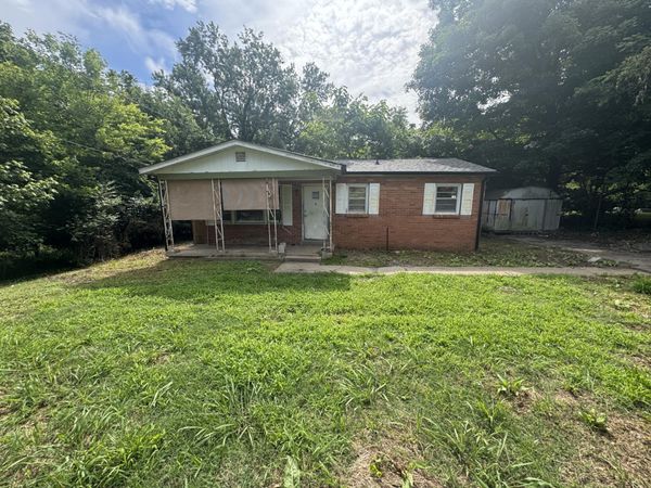 2211 N Ford St , Clarksville, TN 37042
