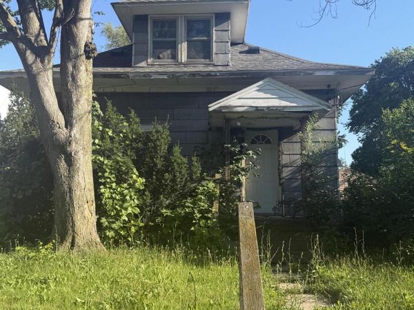 300 Dickinson Street SW, Grand Rapids, MI 49507