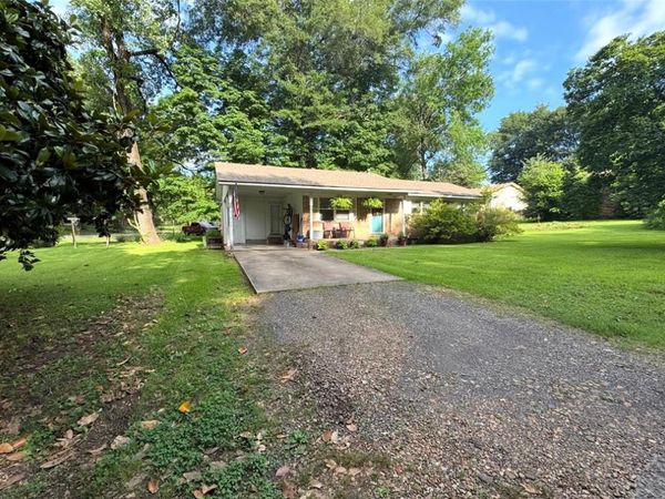 2006 S Boulder Avenue , Russellville, AR 72801