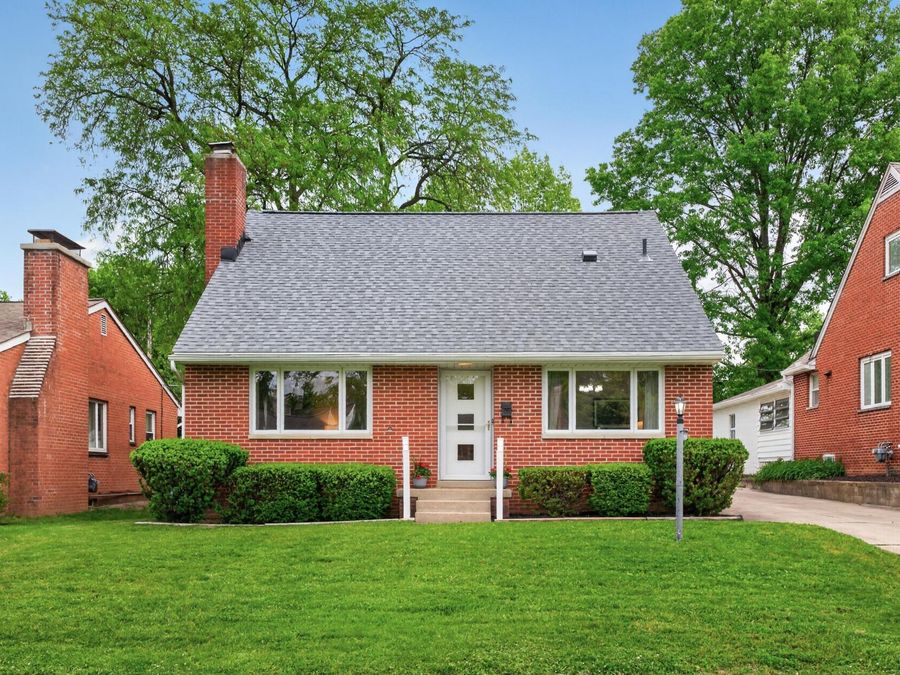 154 Desantis Drive , Columbus, OH 43214 Photo 1