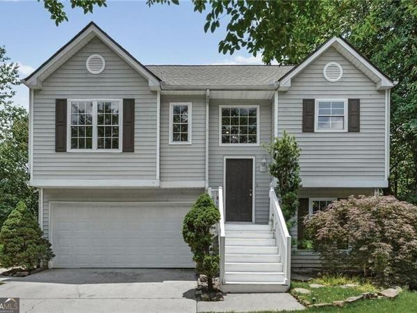 3833 Sunview Drive NW, Acworth, GA 30101