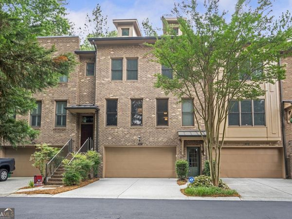 3344 Chestnut Woods Circle, Atlanta, GA 30340