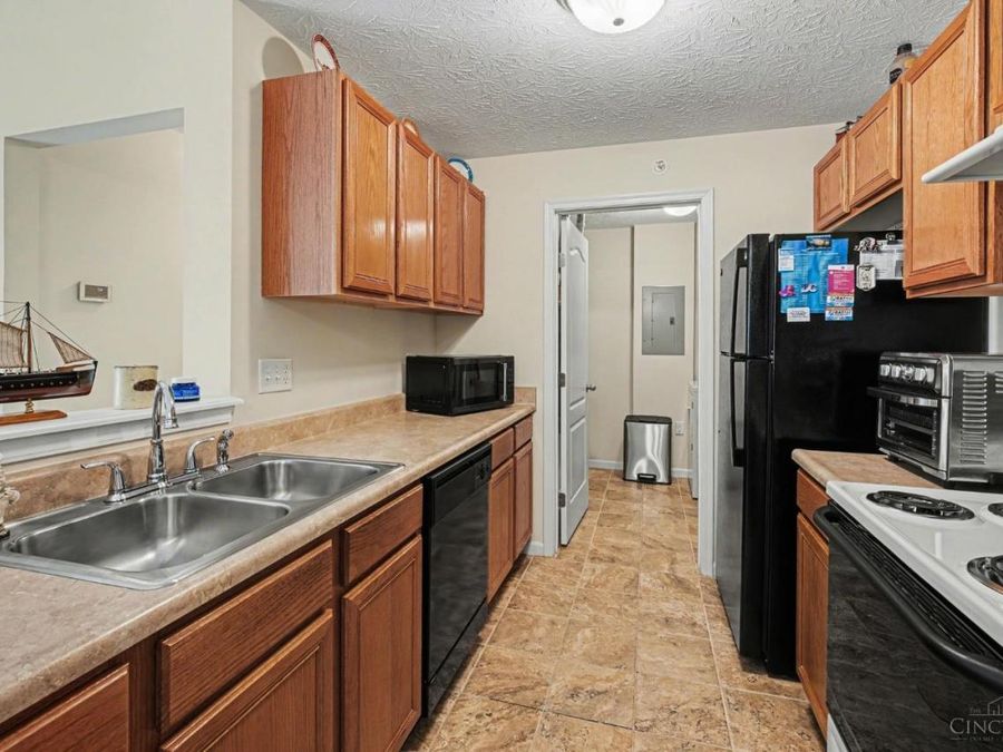 4563 Foley Road, Unit 11, Delhi Township, OH 45238 Photo 6
