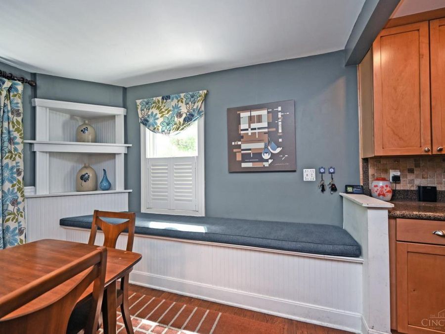 7010 Wooster, Cincinnati, OH 45227 Photo 5