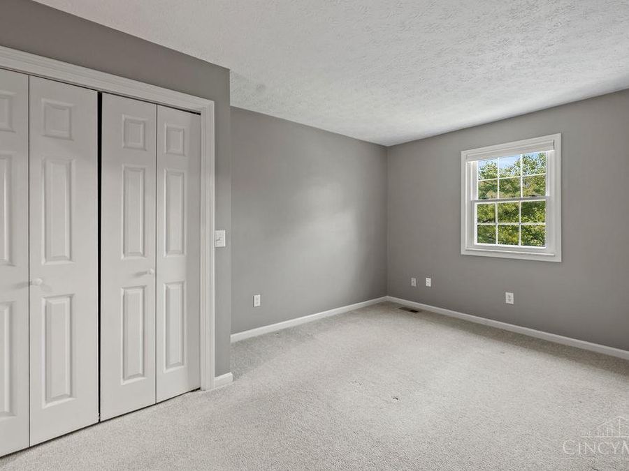 469 Maple Circle Drive, Springdale, OH 45246 Photo 21
