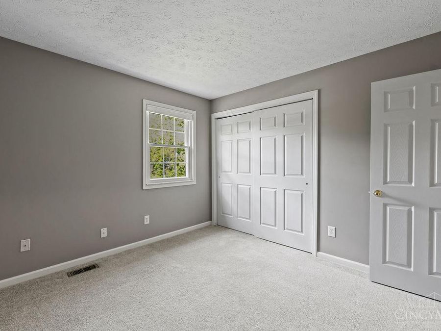 469 Maple Circle Drive, Springdale, OH 45246 Photo 23