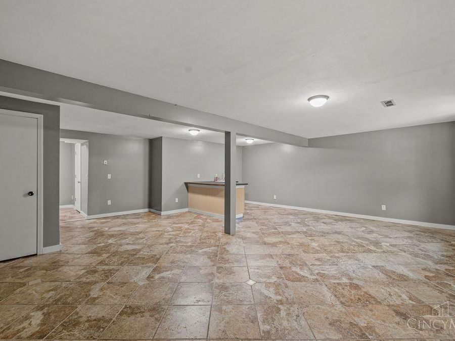 469 Maple Circle Drive, Springdale, OH 45246 Photo 29