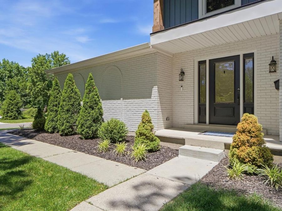 9860 Delray Drive, Montgomery, OH 45242 Photo 3