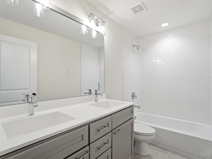 9860 Delray Drive, Montgomery, OH 45242 Photo 32