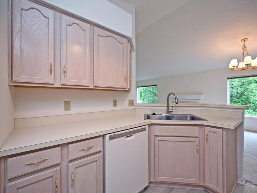 7905 Ramble View, Unit 301, Springfield Township, OH 45231 Photo 18