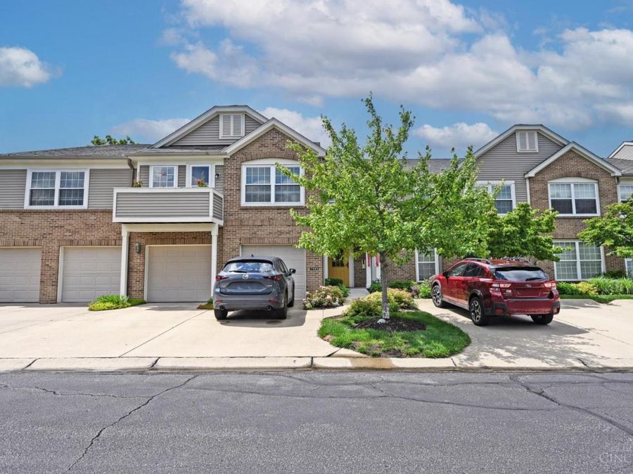 7905 Ramble View, Unit 301, Springfield Township, OH 45231 Photo 2