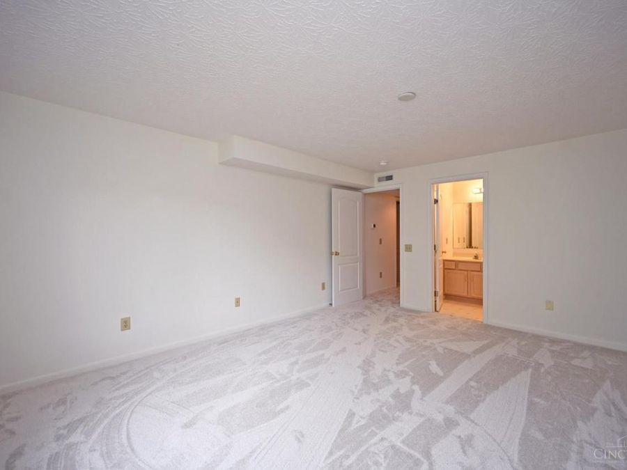7905 Ramble View, Unit 301, Springfield Township, OH 45231 Photo 31