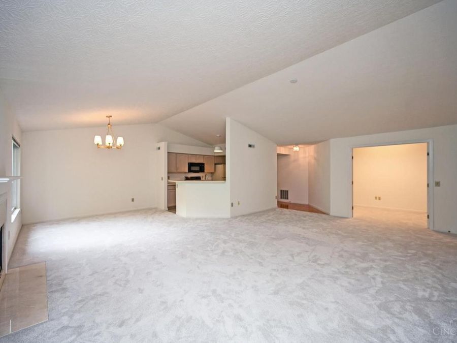 7905 Ramble View, Unit 301, Springfield Township, OH 45231 Photo 9
