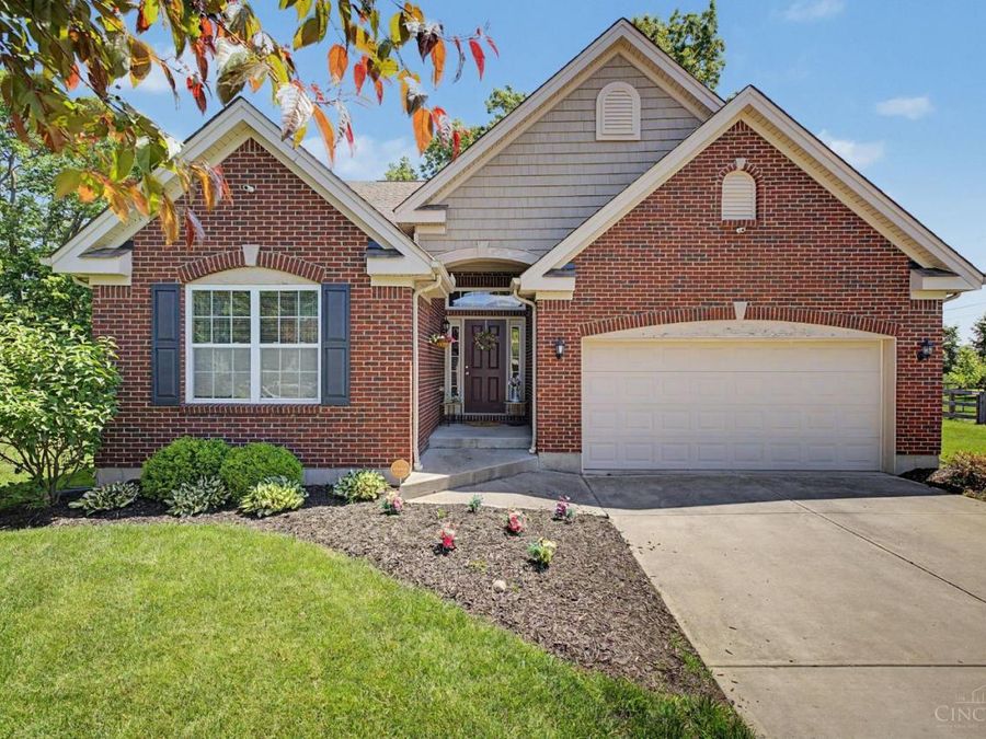 1988 Michelle Lane, Monroe, OH 45044 Photo 1