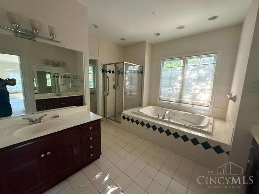 5776 Kensington Ridge Drive, Anderson Township, OH 45230 Photo 22