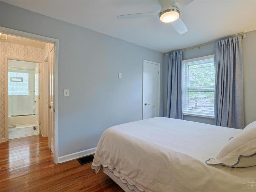3557 Grandin Road, Cincinnati, OH 45226 Photo 17