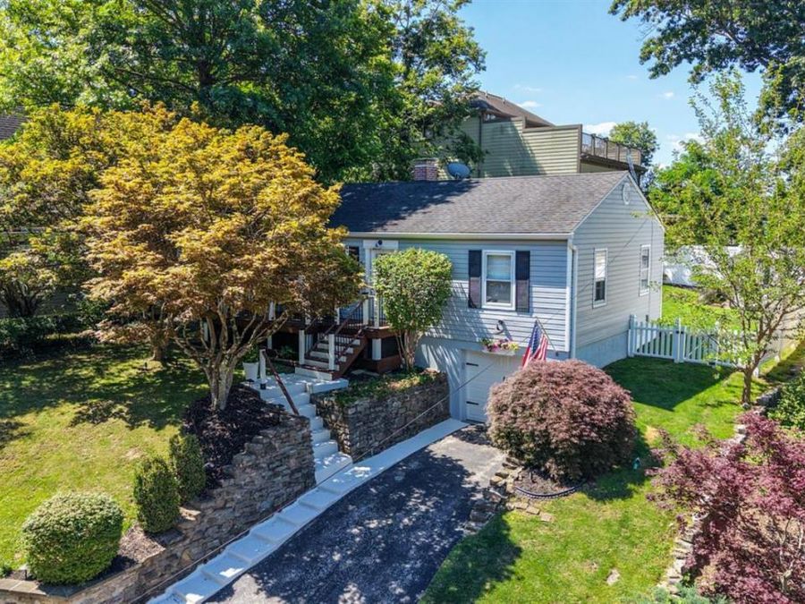 3557 Grandin Road, Cincinnati, OH 45226 Photo 2