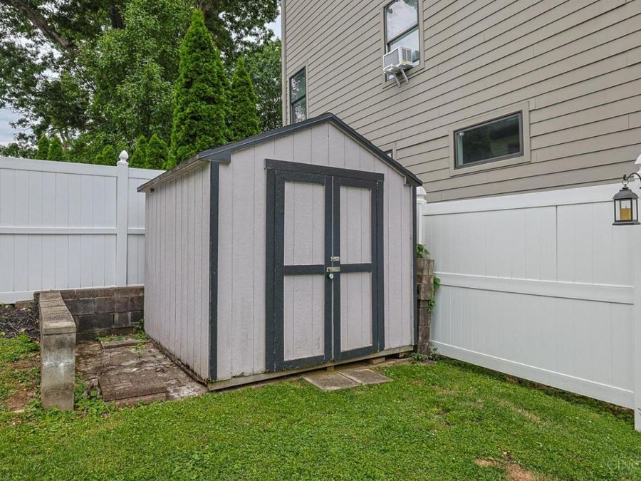 3557 Grandin Road, Cincinnati, OH 45226 Photo 33