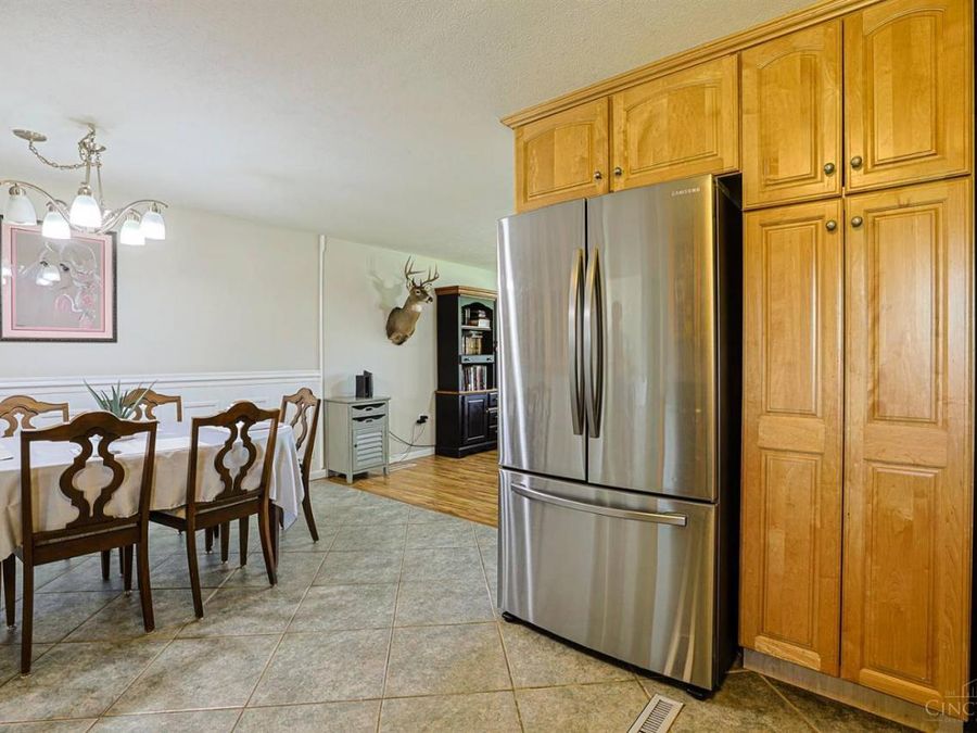 9117 Stephanie Street, Centerville, OH 45458 Photo 18