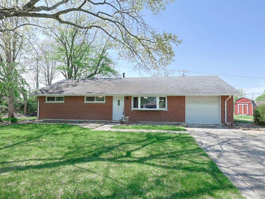 9117 Stephanie Street, Centerville, OH 45458 Photo 2