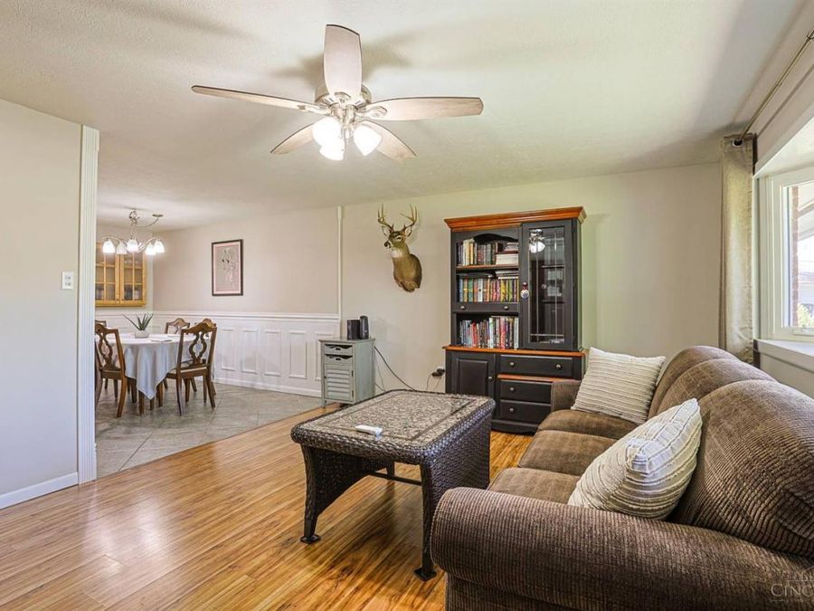 9117 Stephanie Street, Centerville, OH 45458 Photo 5