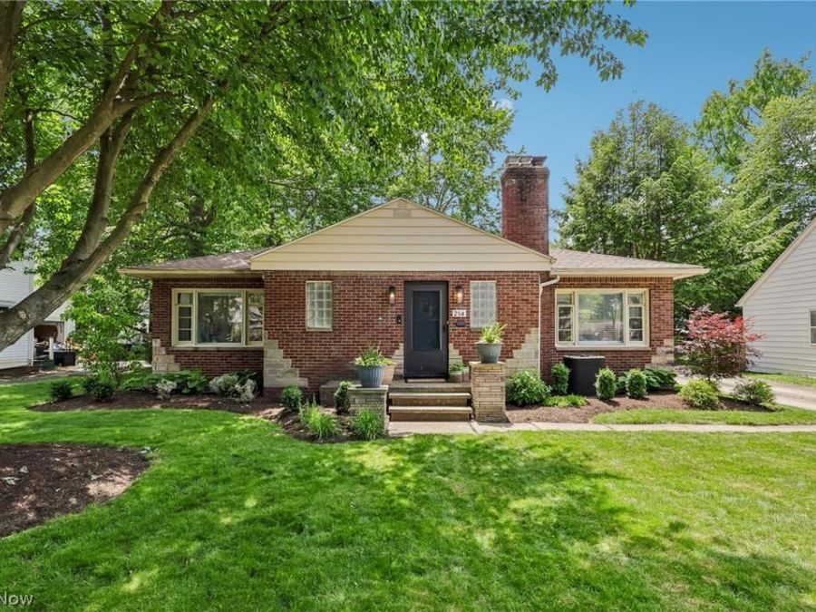 214 Kenwick Drive , Akron, OH 44313 Photo 1