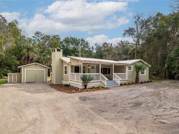 674 N STATE ROAD 21 , HAWTHORNE, FL 32640