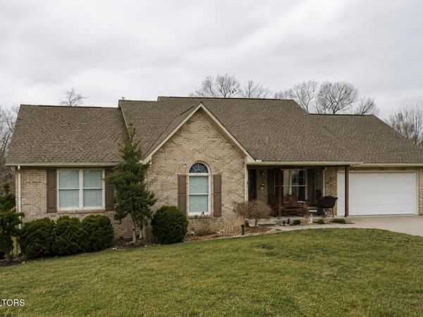 201 Bonnie Vista Drive, Maryville, TN 37804