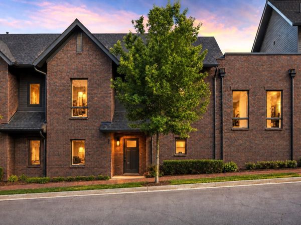 217 Taylor St , Nashville, TN 37208