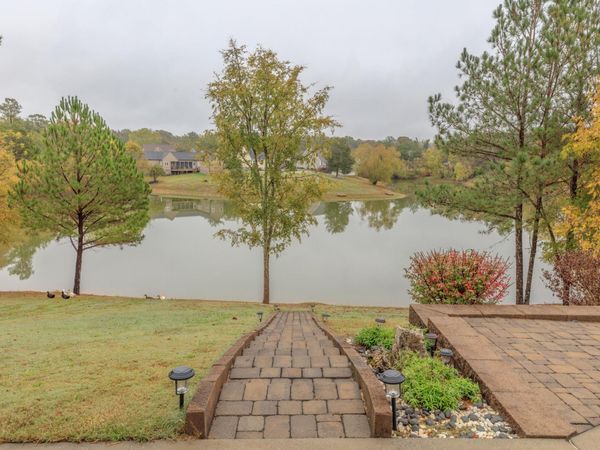 514 Ginger Lake Drive , Rock Spring, GA 30739