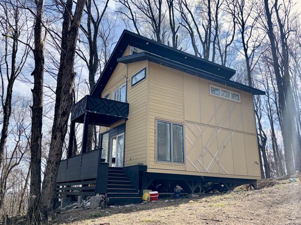 3174 Gap Rd , Altamont, TN 37301