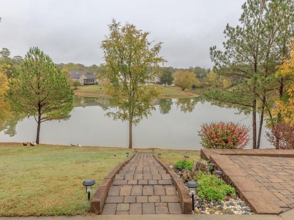 514 Ginger Lake Drive, Rock Spring 30739